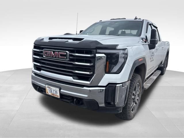 Used 2025 GMC Sierra 3500 SLE w/ SLE Value Package image 2