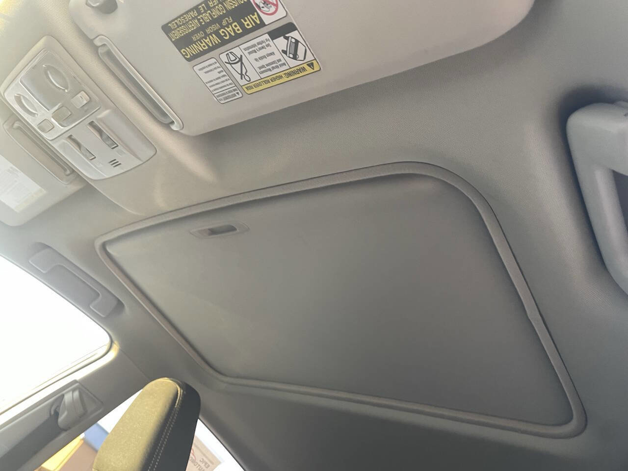 Used 2015 Toyota RAV4 XLE image 23