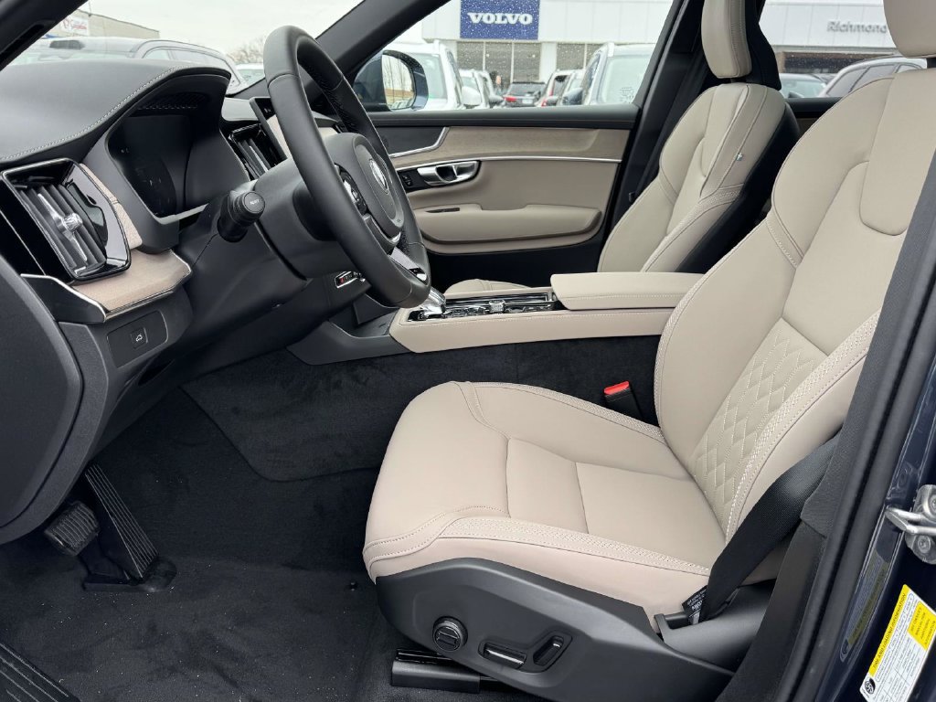 New 2026 Volvo XC90 B6 Plus AWD/4WD image 19