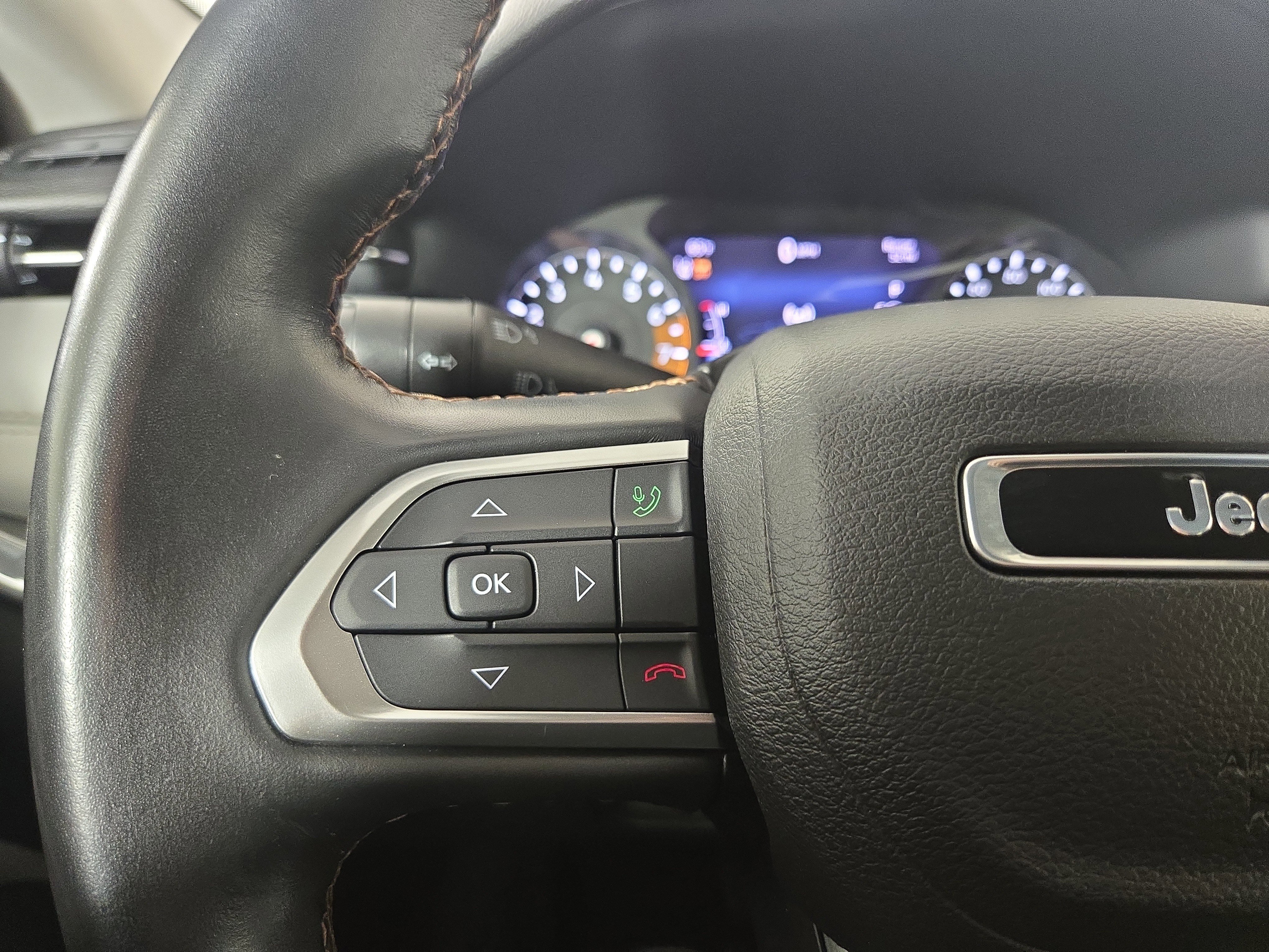 Used 2022 Jeep Compass Limited image 15