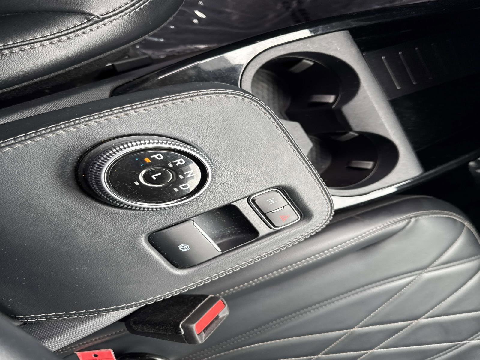 Used 2021 Ford Mustang Mach-E Select image 26