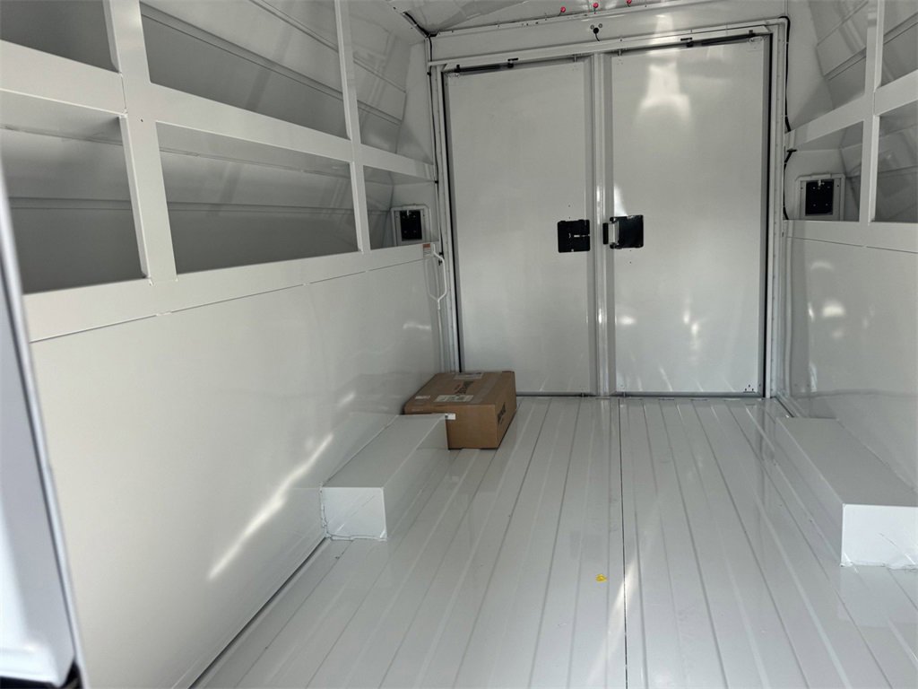 New 2026 Ford E-350 and Econoline 350 Super Duty w/ Power Equipment Group image 17