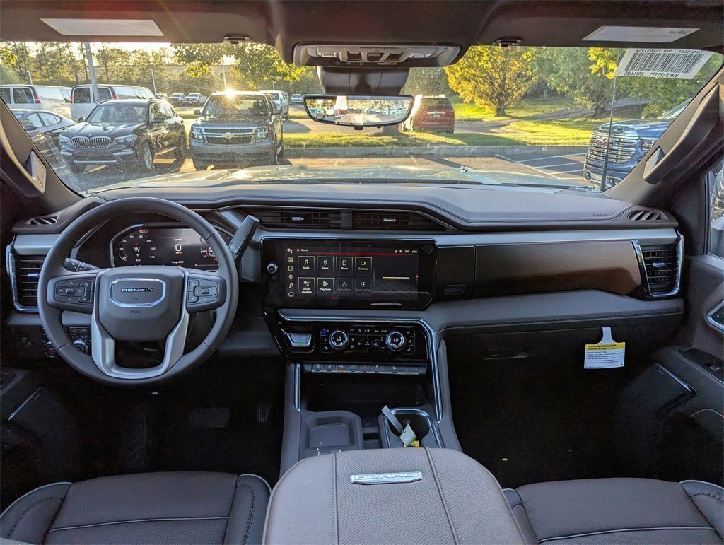 New 2026 GMC Sierra 2500 Denali w/ Denali Reserve Package image 7