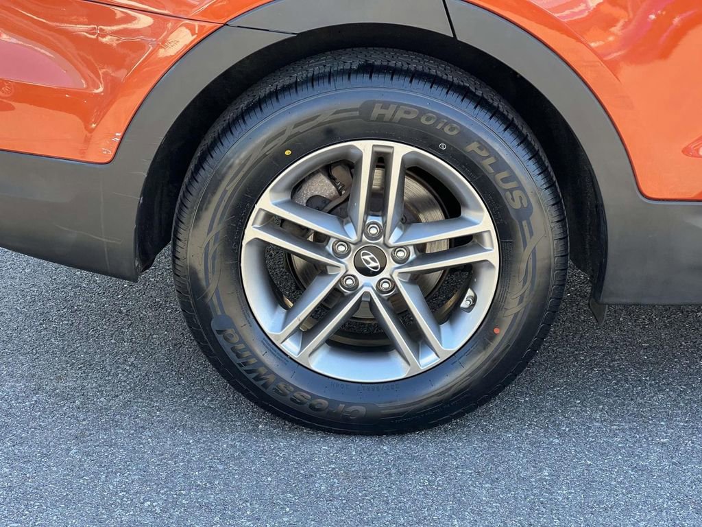 Used 2017 Hyundai Santa Fe Sport image 8