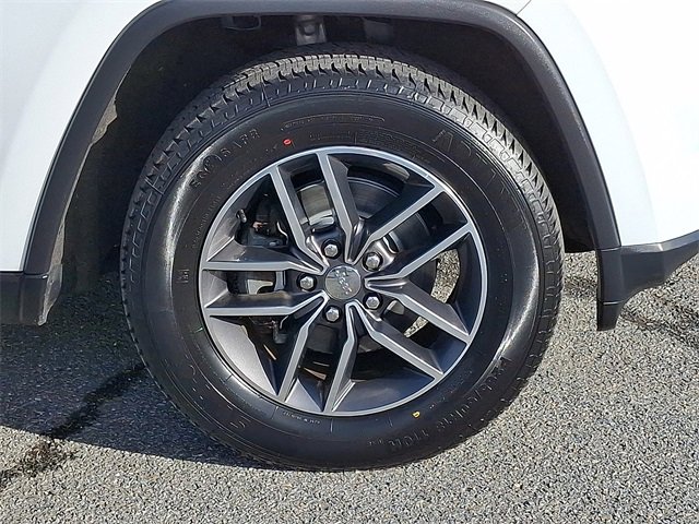 Used 2018 Jeep Grand Cherokee Limited w/ Trailer Tow Group IV image 8