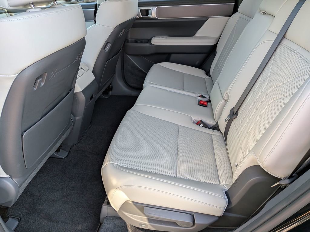 Used 2024 Hyundai Santa Fe SEL image 29