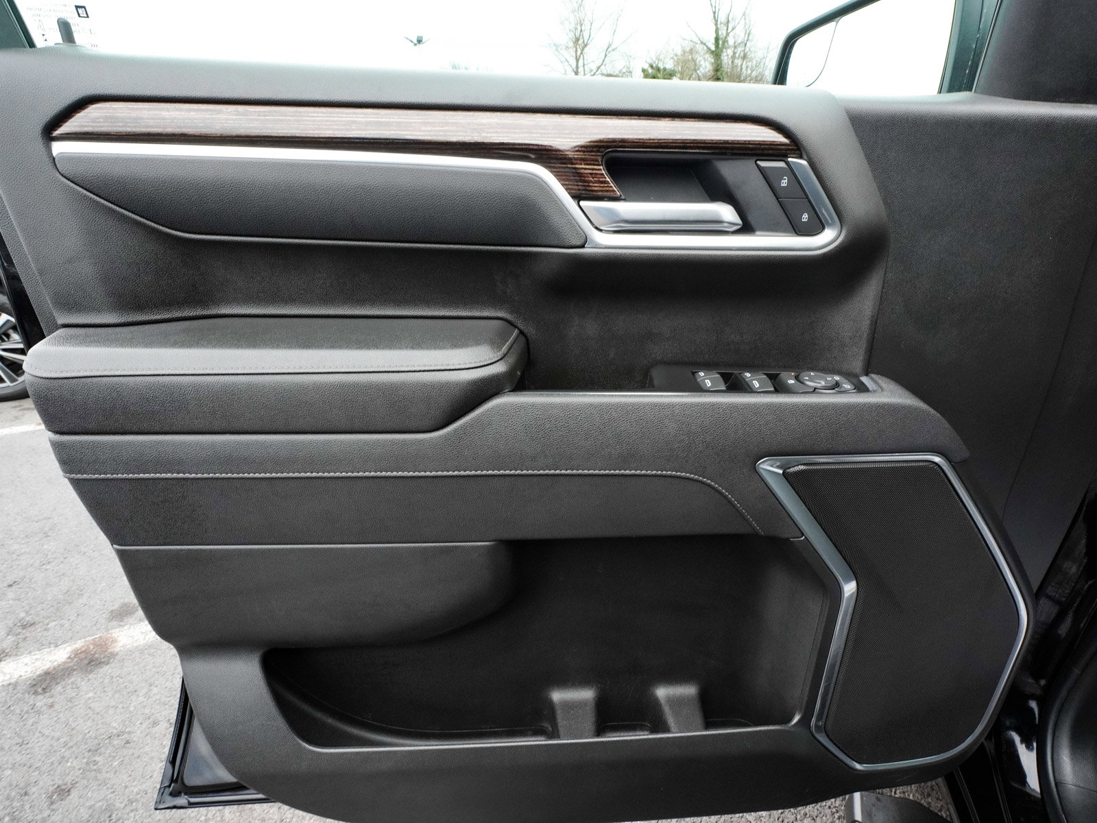 Used 2025 GMC Sierra 1500 Elevation image 10