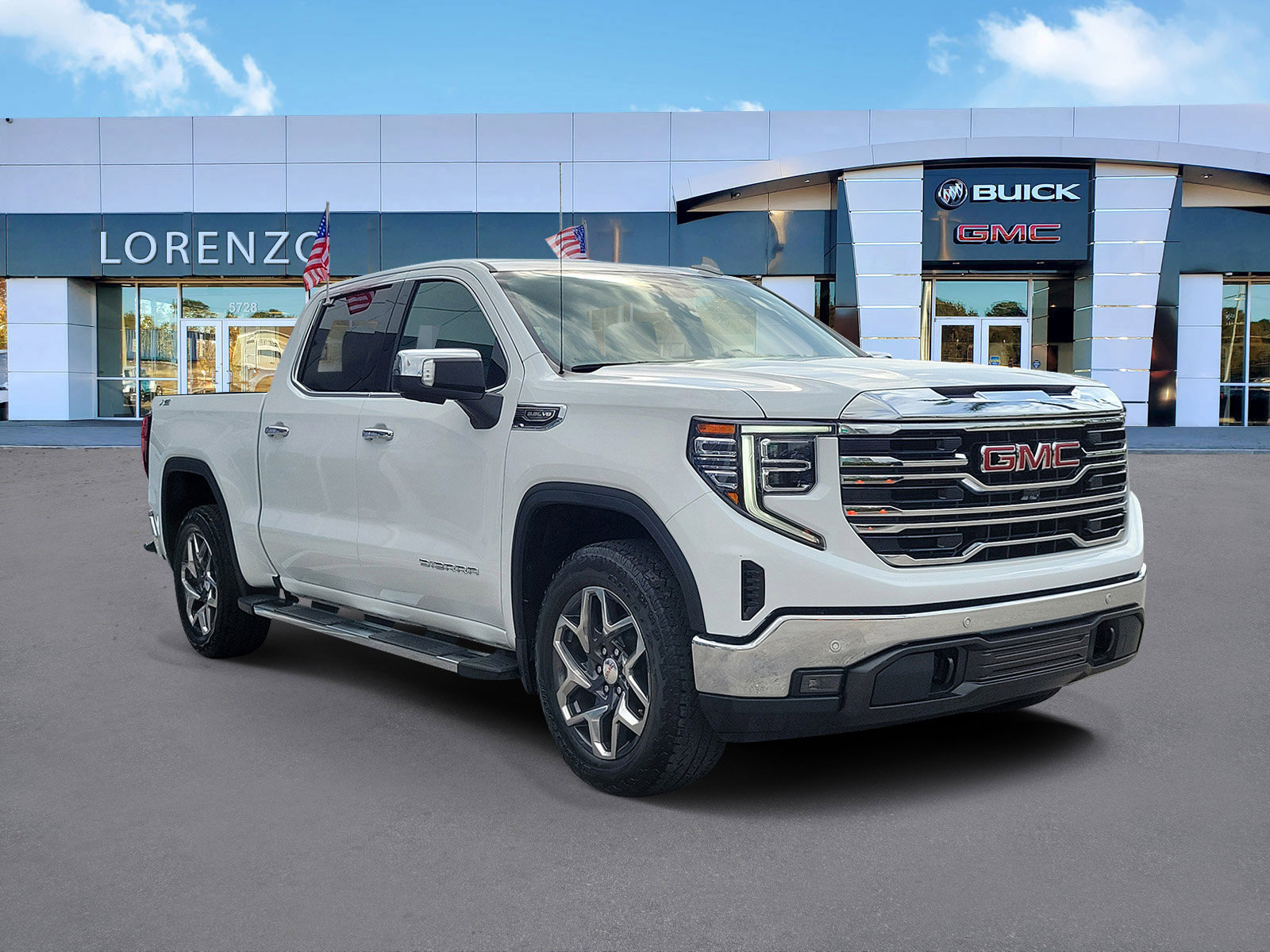 Used 2024 GMC Sierra 1500 SLT w/ SLT Premium Plus Package AWD/4WD image 3