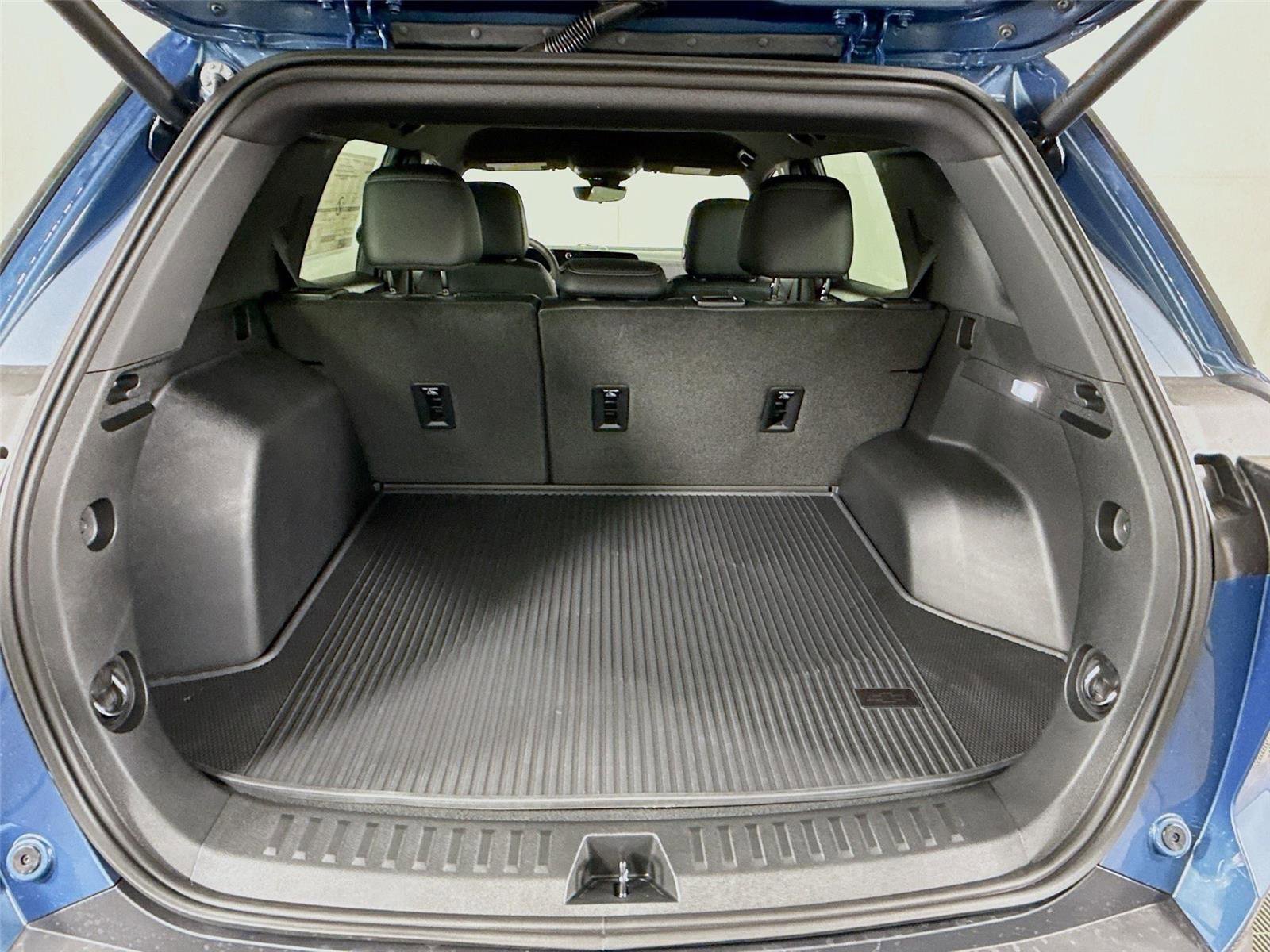 New 2026 Chevrolet Equinox LT w/ Convenience Package II image 19