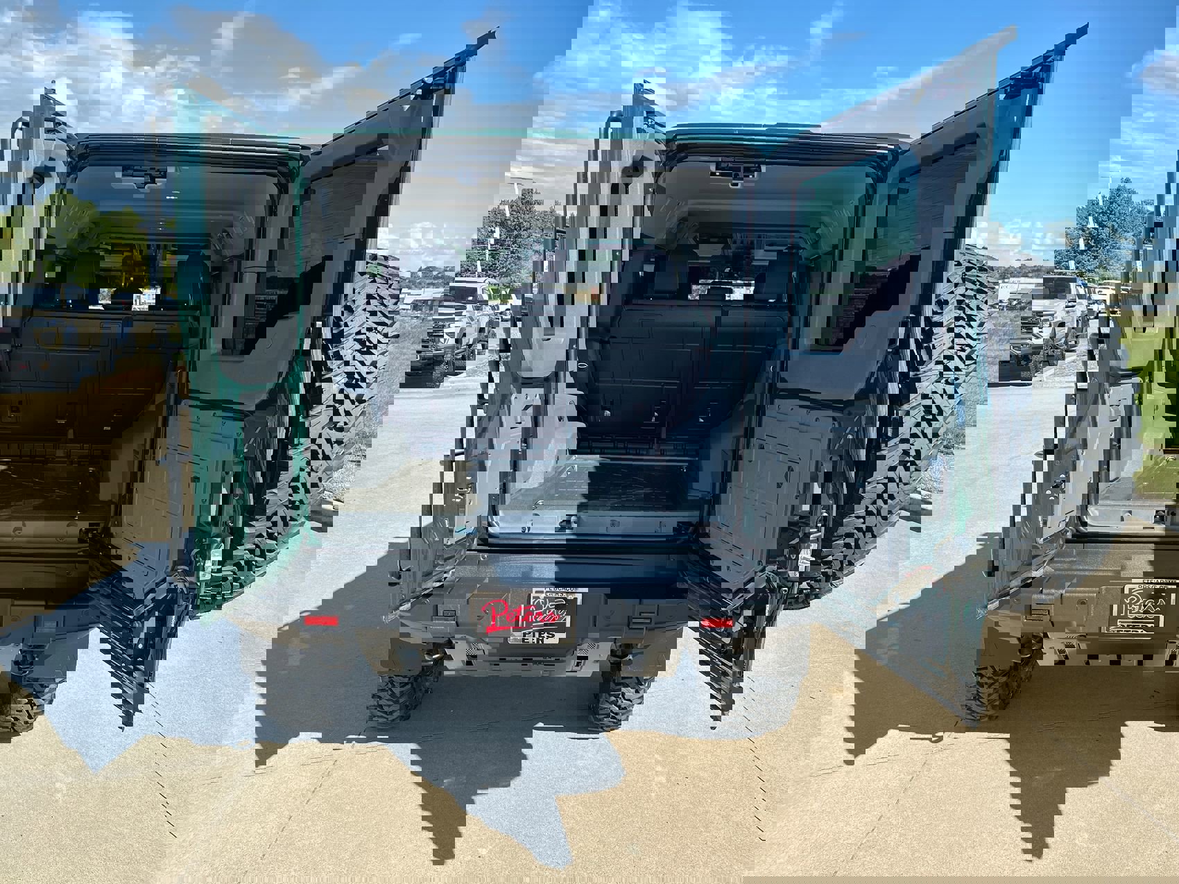 Used 2024 INEOS Grenadier Fieldmaster Edition image 24