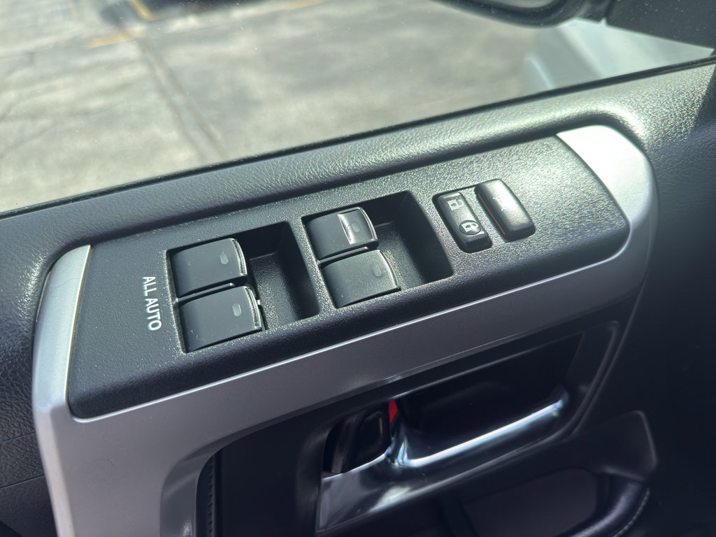 Used 2020 Toyota 4Runner Limited image 12