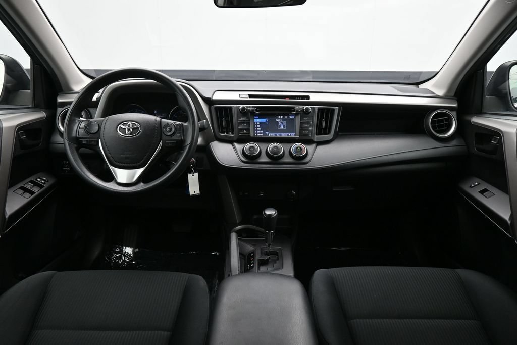 Used 2018 Toyota RAV4 LE w/ All Weather Liner Package AWD/4WD image 43