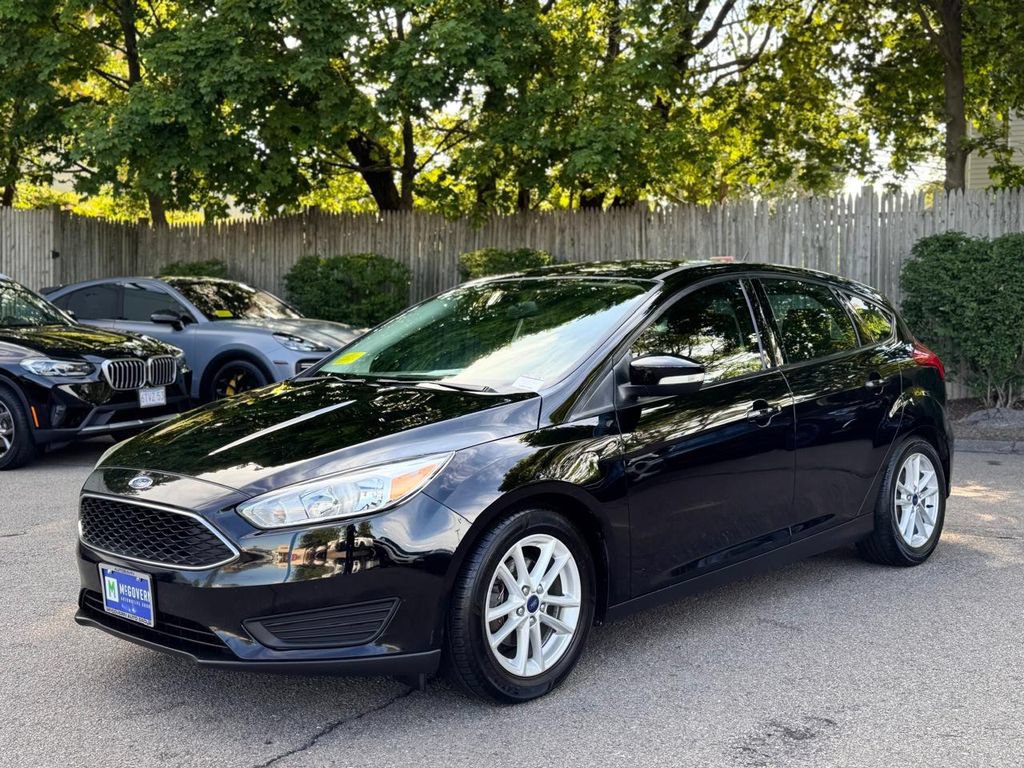 Used 2016 Ford Focus SE FWD video 2
