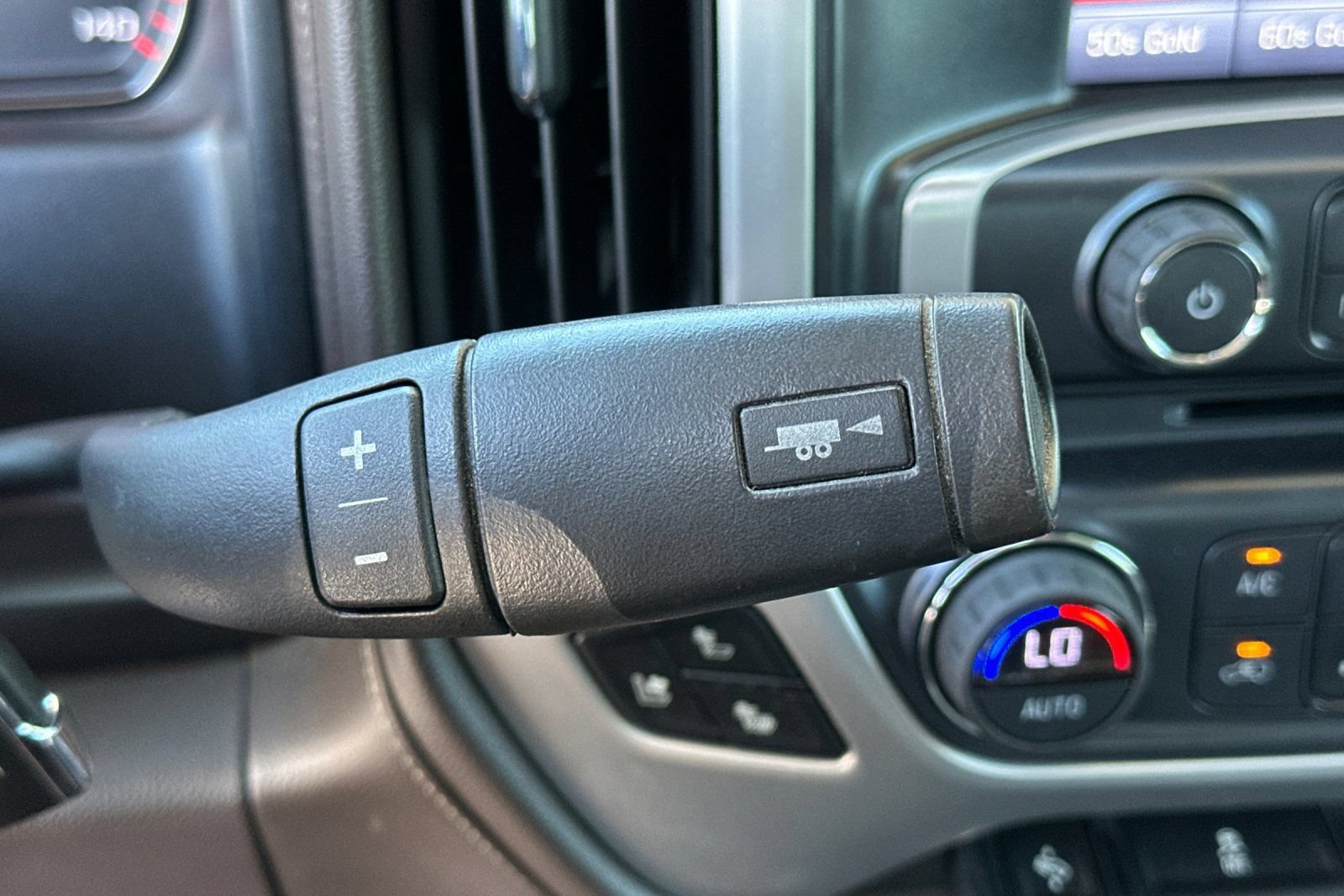 Used 2016 GMC Sierra 2500 SLT w/ Duramax Plus Package RWD image 22