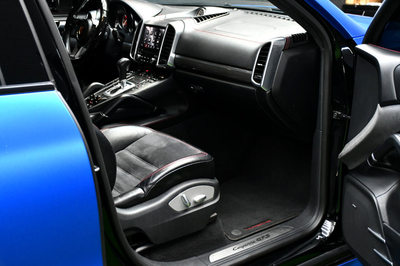 Used 2017 Porsche Cayenne GTS image 43