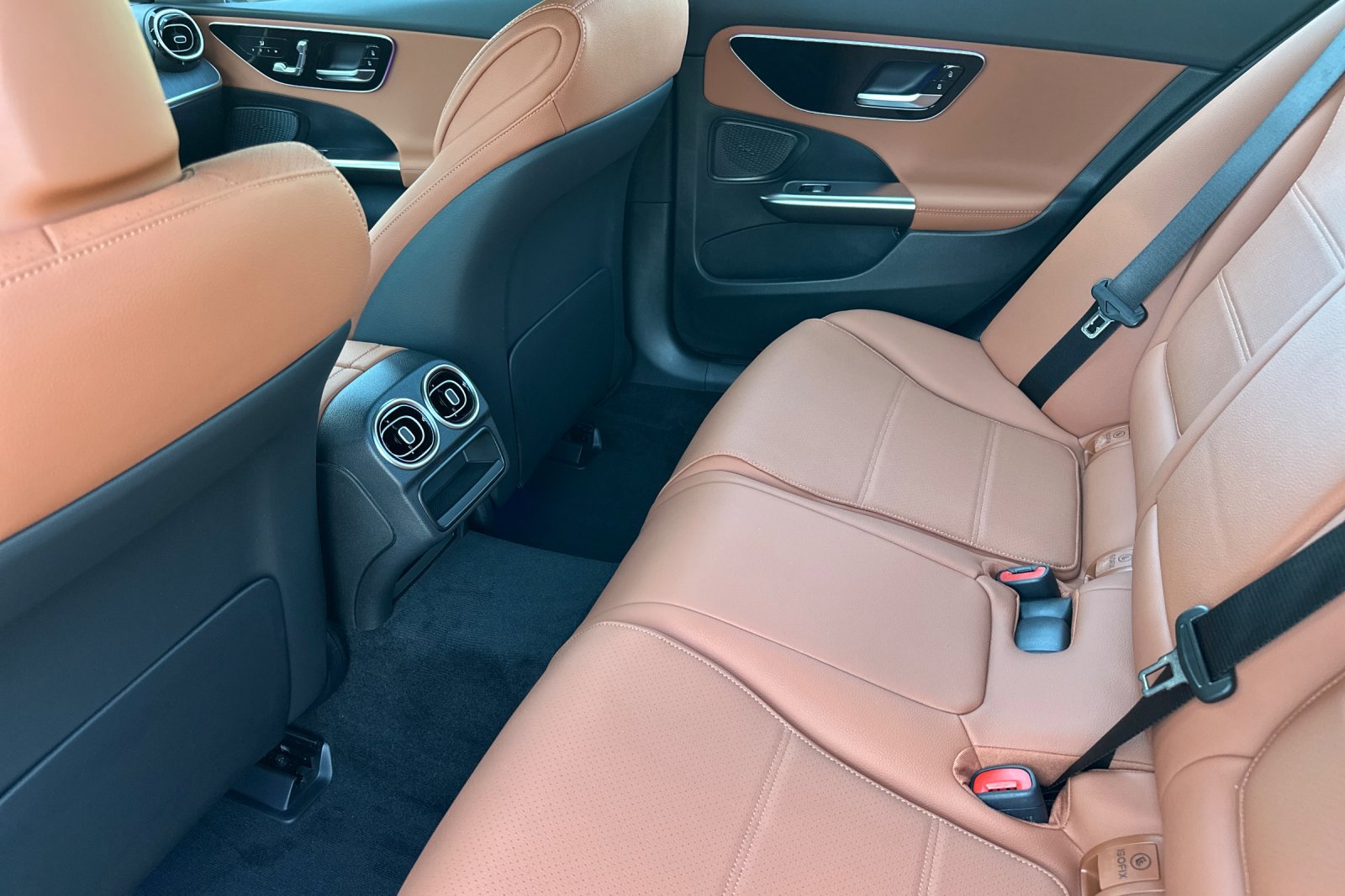 New 2026 Mercedes-Benz C 300 4MATIC Sedan image 12