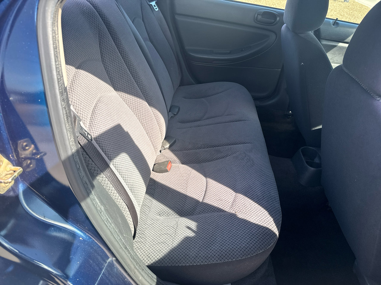 Used 2006 Dodge Stratus SXT image 18