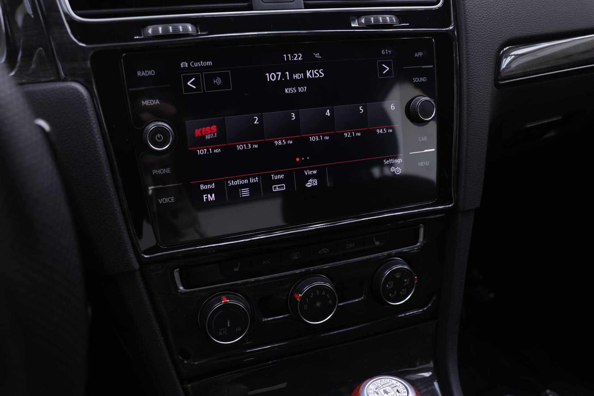 Used 2019 Volkswagen GTI SE image 7