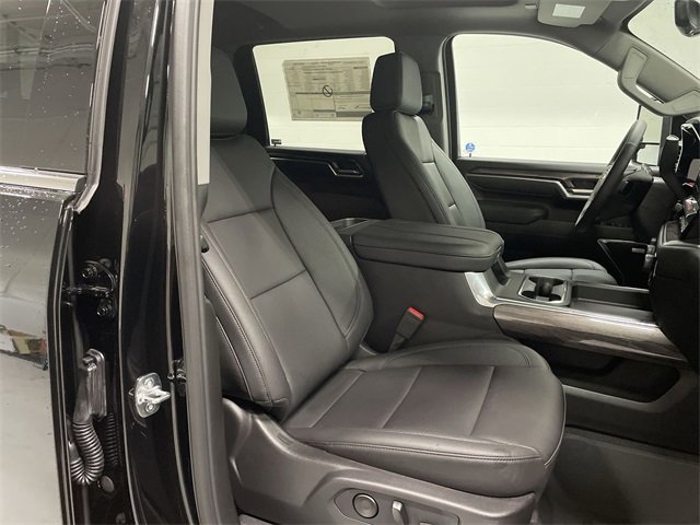 New 2026 Chevrolet Silverado 3500 LTZ w/ LTZ Convenience Package image 18