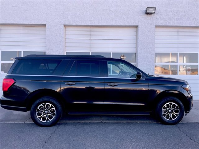 Used 2023 Ford Expedition Max XLT image 1