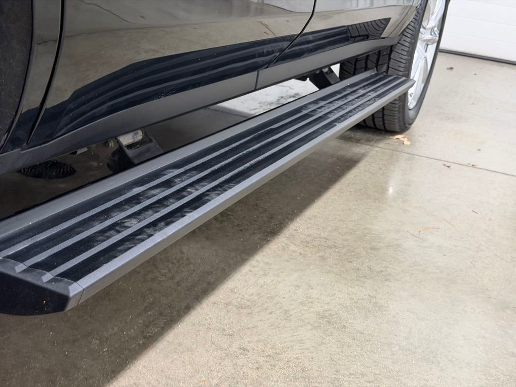 Used 2021 Chevrolet Tahoe High Country w/ Premium Package image 33