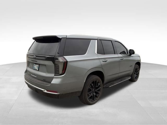 Used 2025 Chevrolet Tahoe LT w/ Comfort Package AWD/4WD image 3