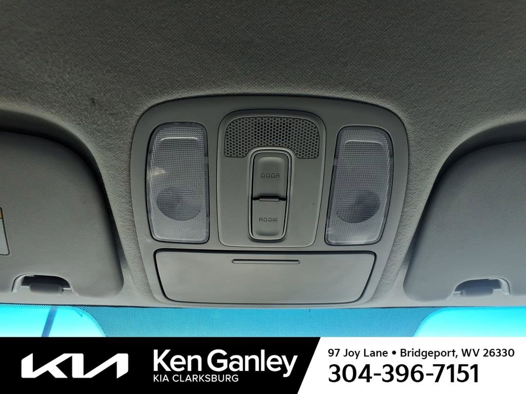 Used 2016 Kia Soul + w/ Designer's Package FWD image 19