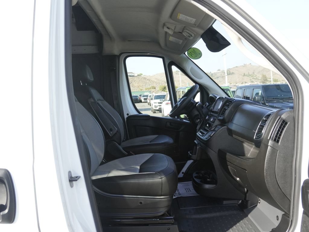 Used 2025 RAM ProMaster 2500 w/ Convenience Group FWD image 20