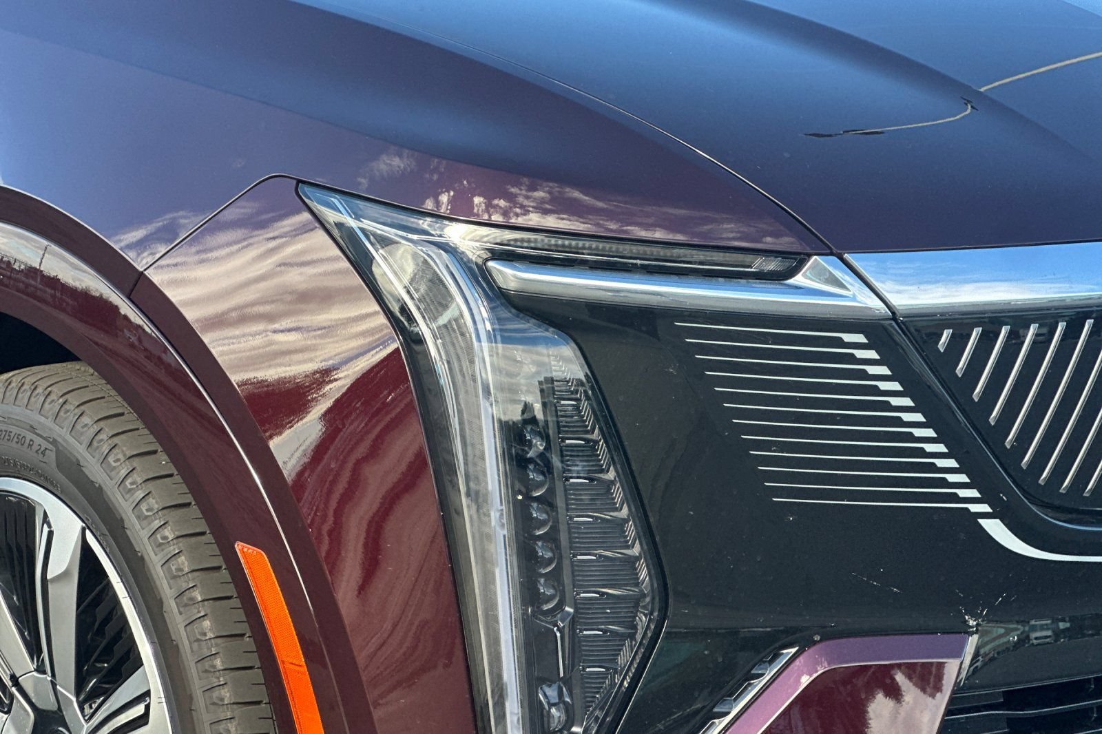 Certified 2026 Cadillac Escalade IQ Luxury 2 w/ LPO, Etrunk Organizer Package AWD/4WD image 46