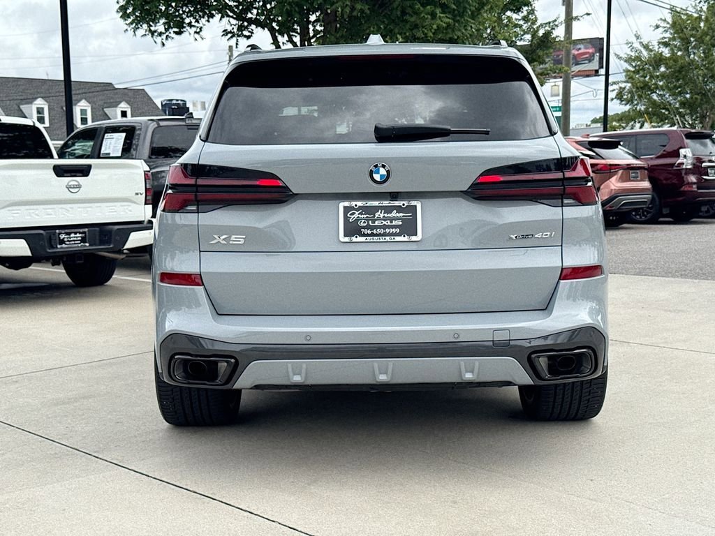 Used 2025 BMW X5 xDrive40i w/ M Sport Package AWD/4WD image 8
