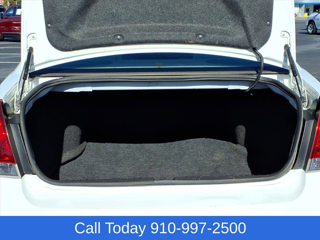 Used 2012 Chevrolet Impala LT w/ LT Sunroof Package FWD image 10