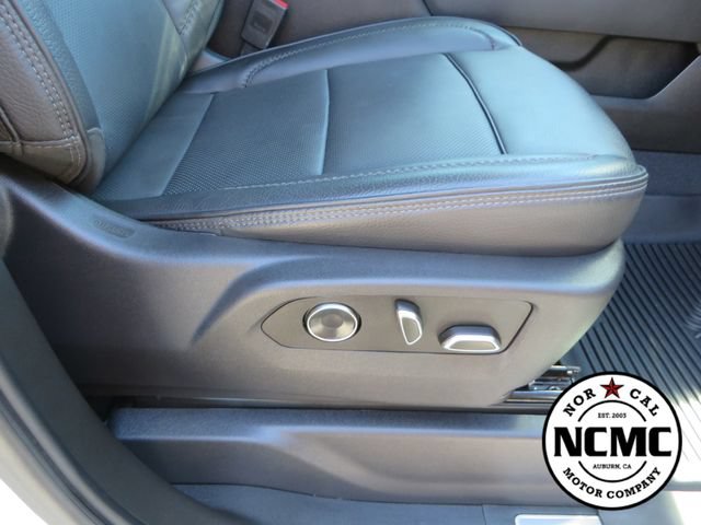 Used 2024 GMC Sierra 3500 Denali w/ Denali Reserve Package AWD/4WD image 65