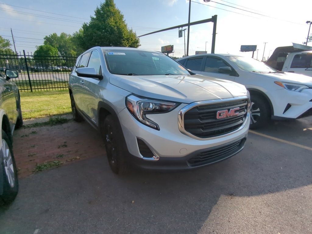 Used 2020 GMC Terrain SLE FWD image 3