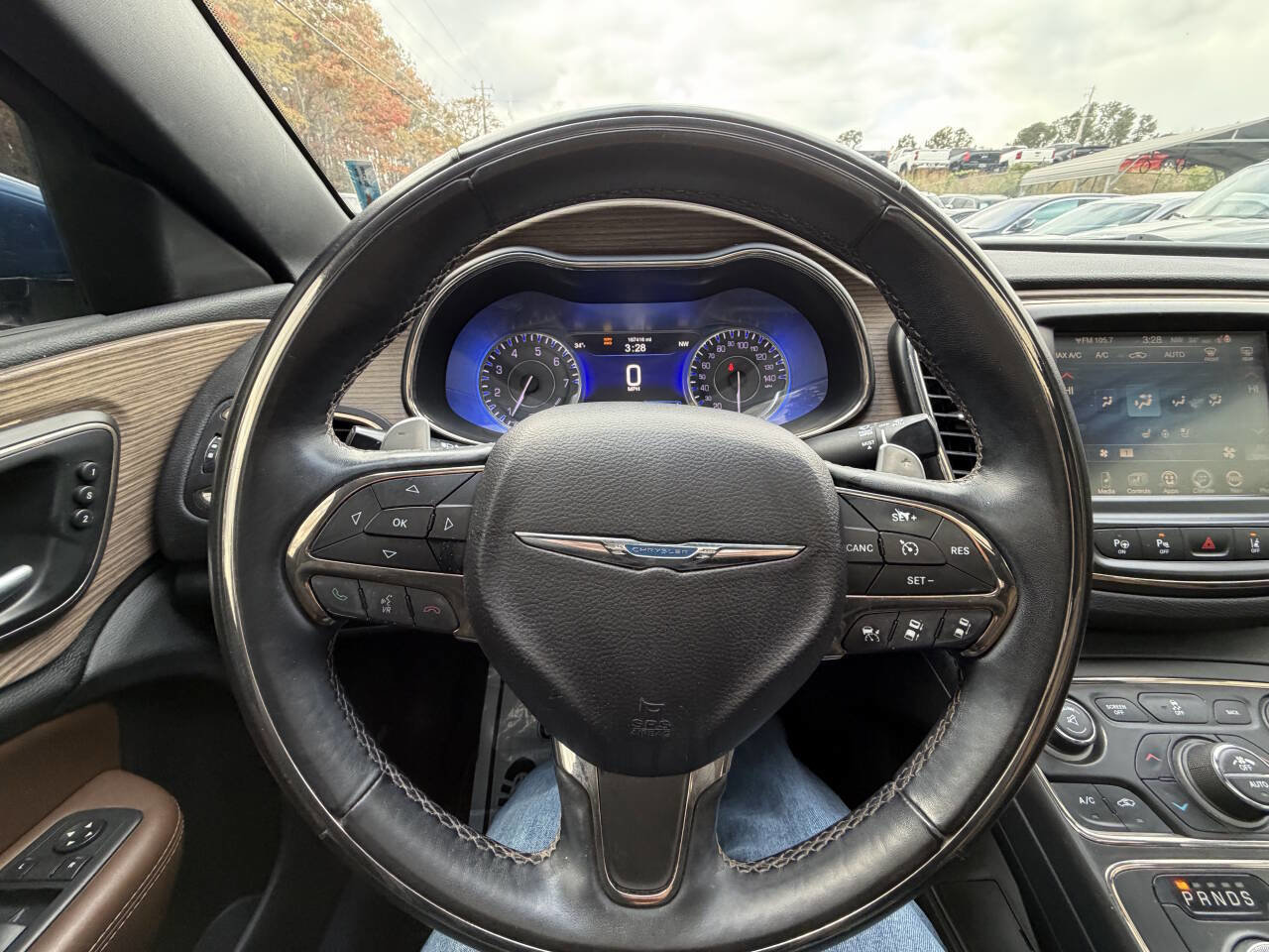 Used 2017 Chrysler 200 C w/ Premium Group image 12