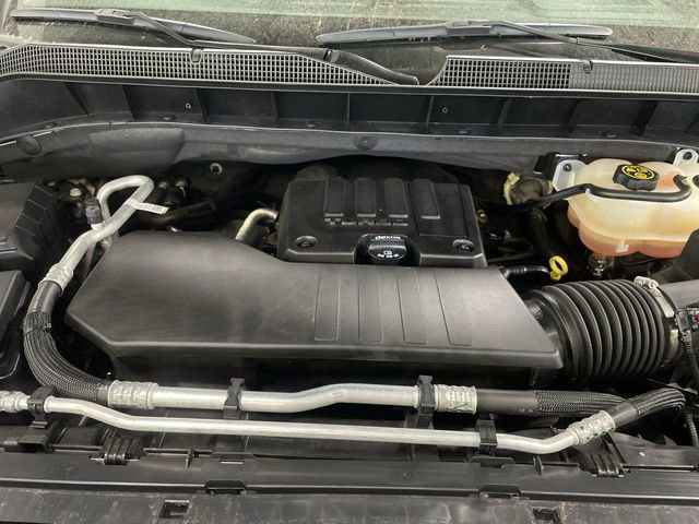 Used 2023 Chevrolet Silverado 1500 LT image 28