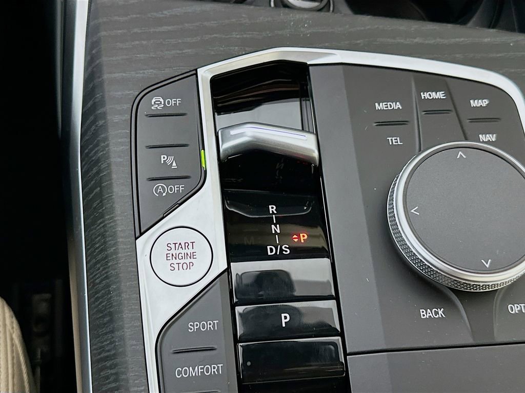 New 2026 BMW 330i xDrive Sedan w/ Convenience Package image 22