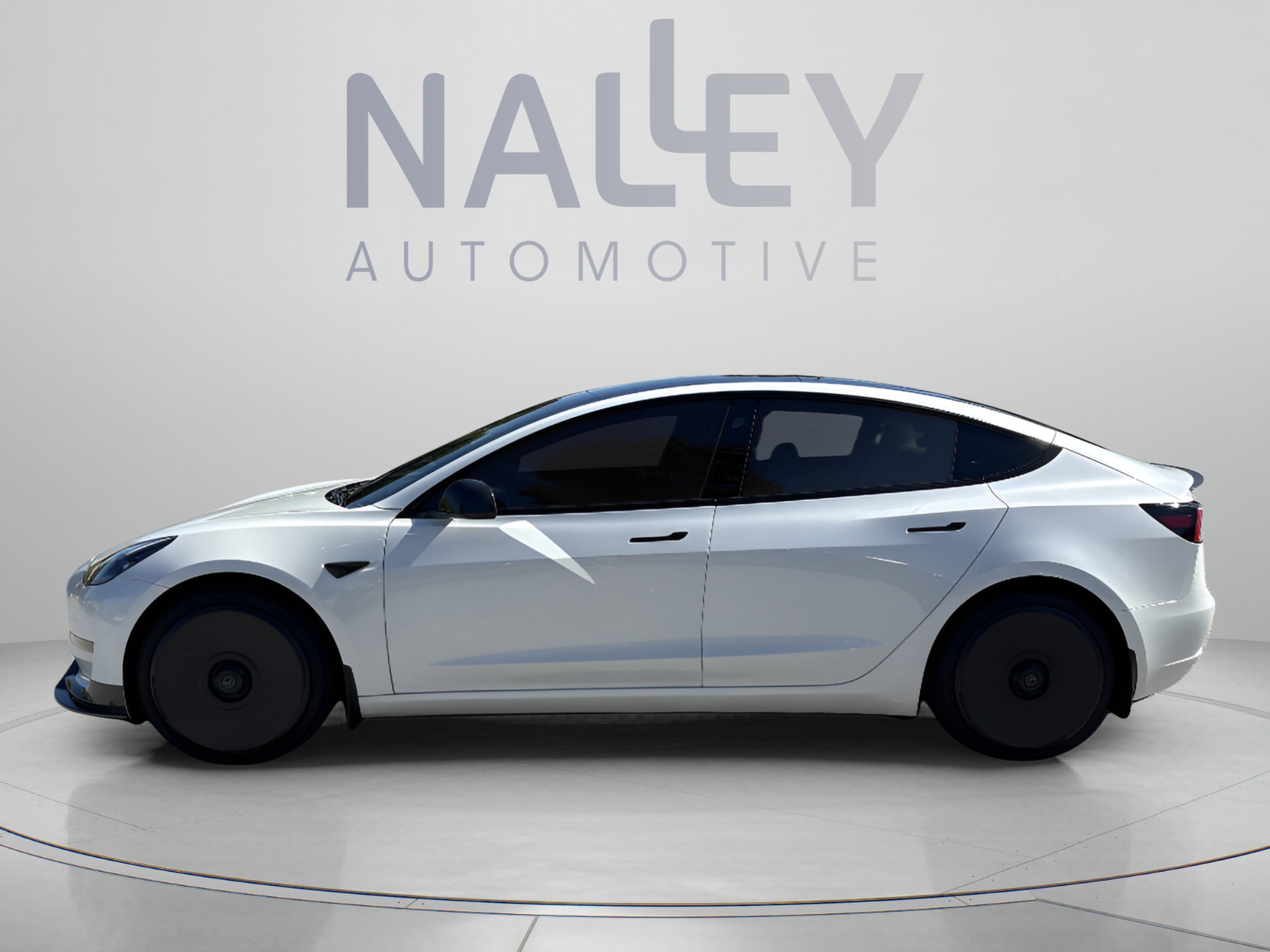 Used 2023 Tesla Model 3 Performance AWD/4WD image 2