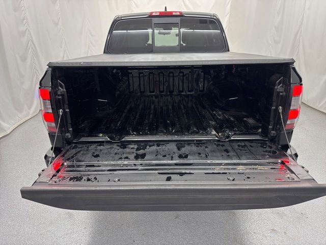 Used 2022 Nissan Frontier SV w/ Technology Package image 10
