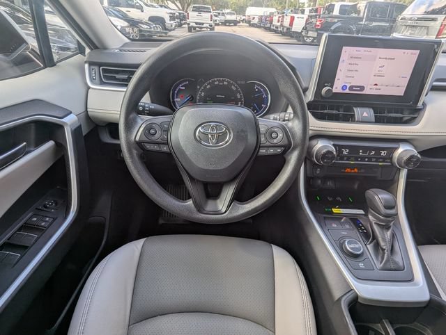 Used 2024 Toyota RAV4 XLE AWD/4WD image 15