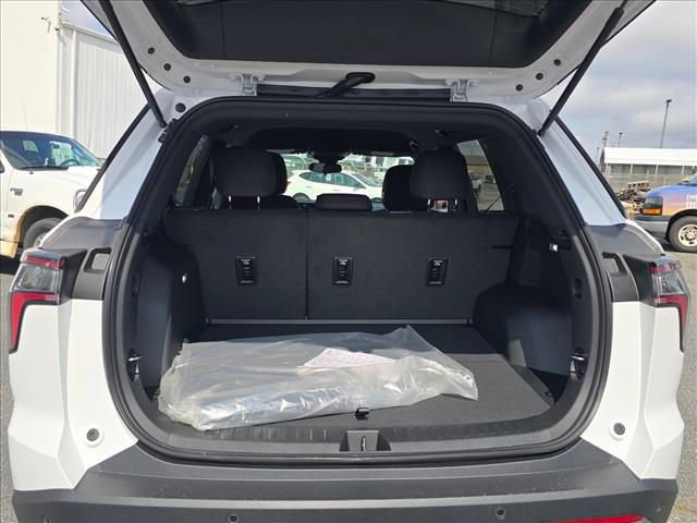 New 2027 Chevrolet Equinox LT FWD image 30