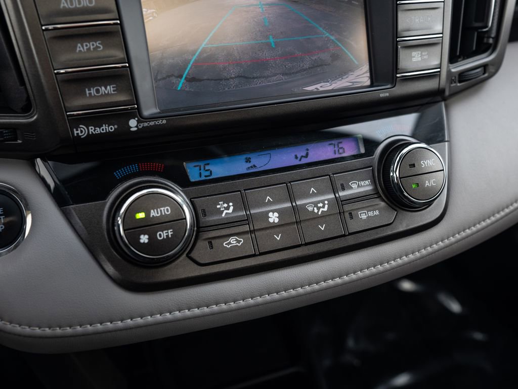Used 2014 Toyota RAV4 Limited w/ Technology Package AWD/4WD image 28