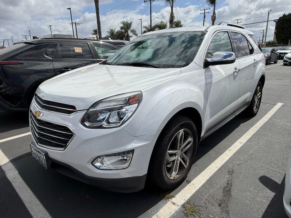 Used 2017 Chevrolet Equinox Premier w/ Enhanced Convenience Package AWD/4WD image 3