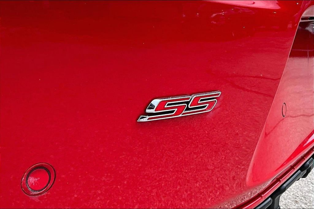 Used 2017 Chevrolet Camaro SS RWD image 7