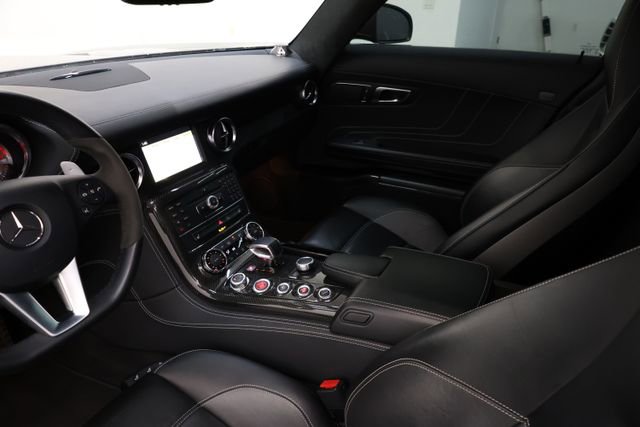 Used 2012 Mercedes-Benz SLS AMG Coupe image 72