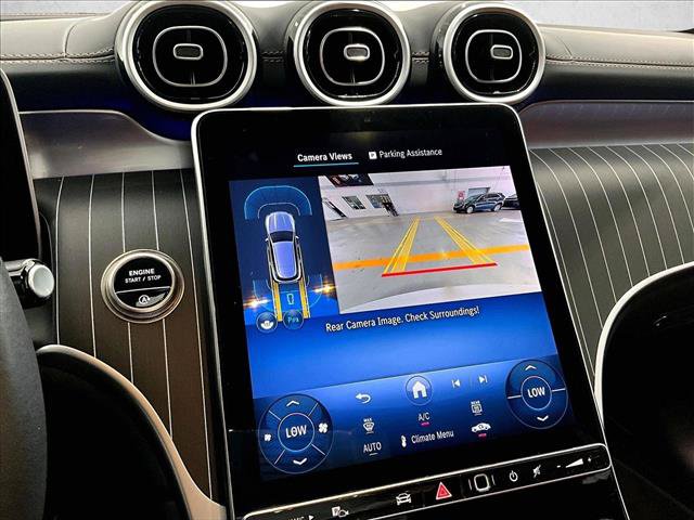 Used 2025 Mercedes-Benz GLC 300 image 23