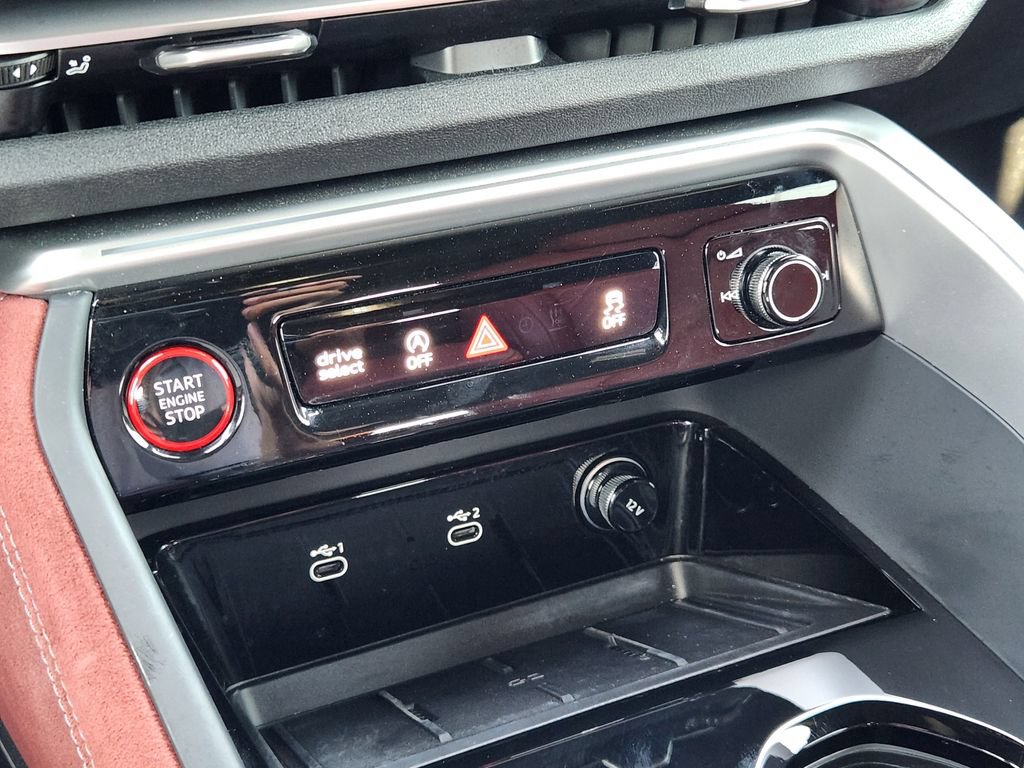 Certified 2025 Audi SQ5 Prestige AWD/4WD image 22