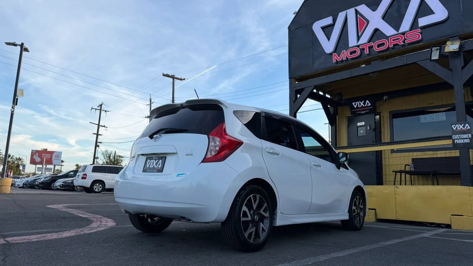 Used 2015 Nissan Versa Note SR FWD image 5