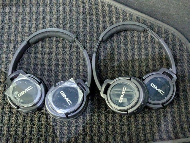 Used 2023 GMC Yukon Denali Ultimate image 29