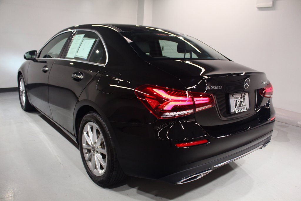 Used 2022 Mercedes-Benz A 220 4MATIC image 13