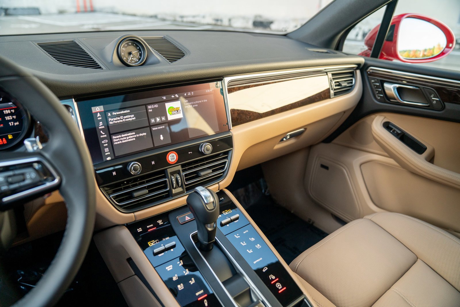 New 2026 Porsche Macan S image 14